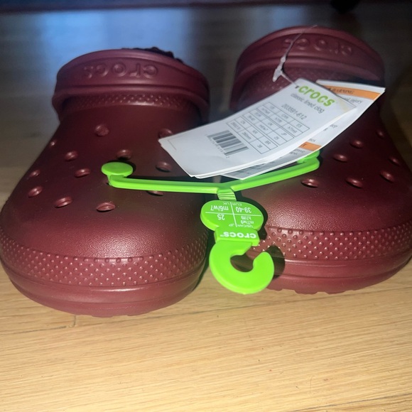 Crocs Classic Lined Clog in Maroon - Picture 8 of 11